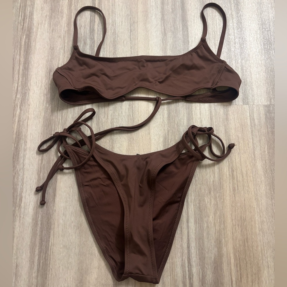 never worn skims bikini